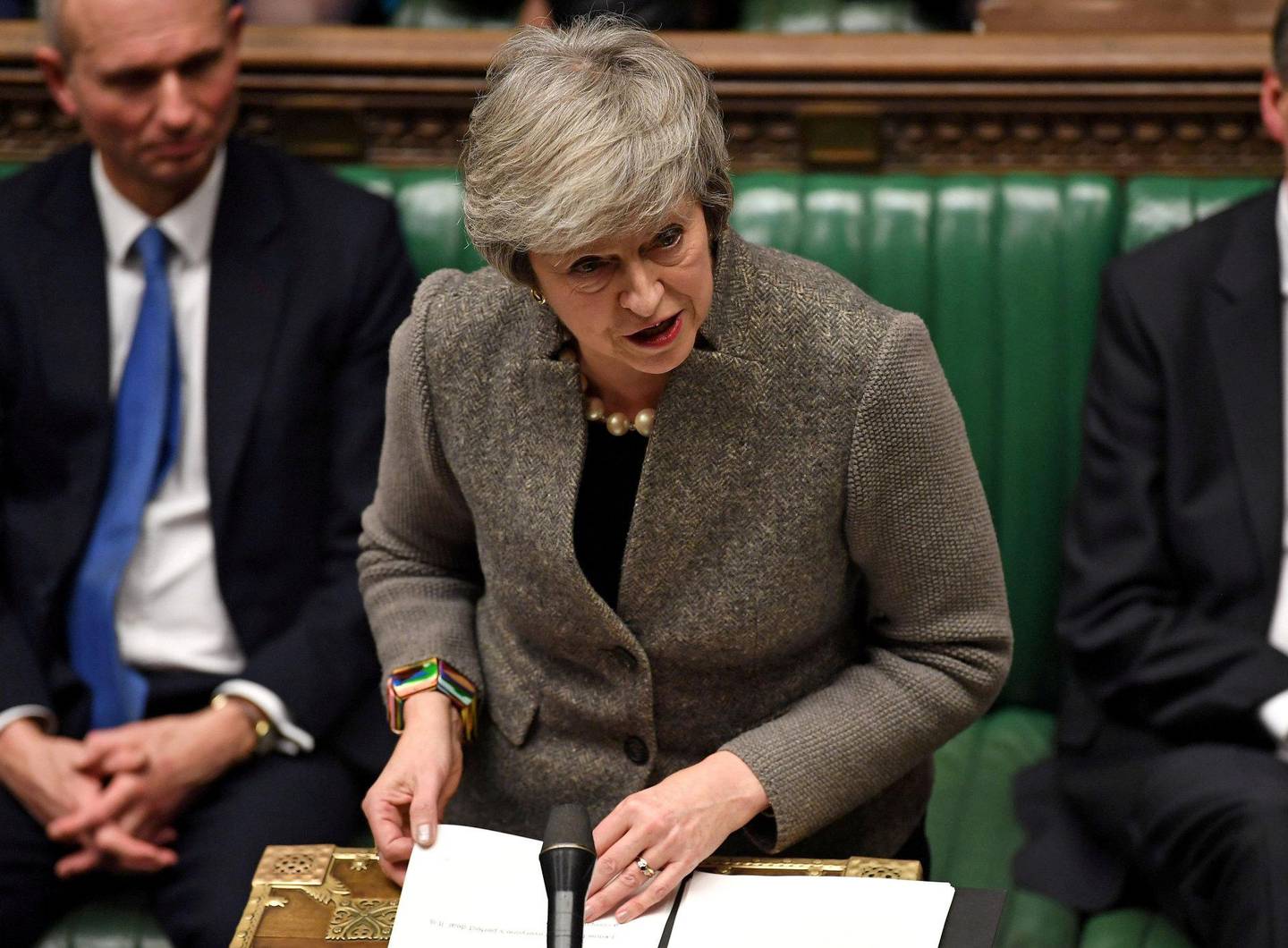 SKJEBNEDAGER: Theresa May har sagt at utmeldingsavtalen av EU skal stemmes over i midten av januar. FOTO: NTB SCANPIX