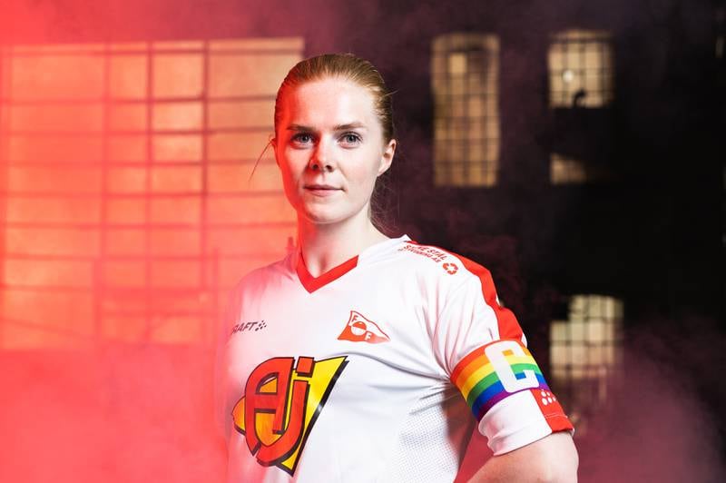 Anne-Grethe Zimmermann (29) er sarping, men stolt over å bære kapteinsbindet for FFK.