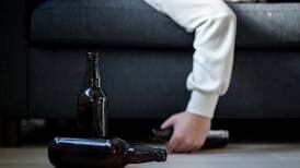 Flere alkoholrelaterte dødsfall i 2021: – Det er skambelagt 