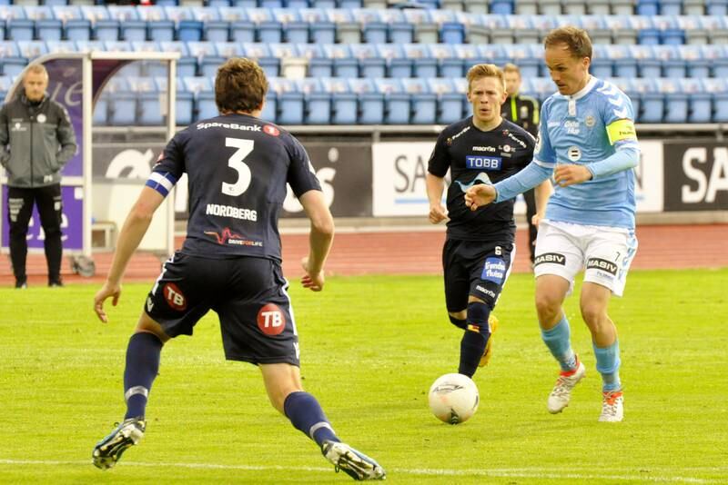 Sandnes Ulf og kaptein Vidar Nisja spilte festfotball i 39 minutter mot Levanger. Til tross for syv, åtte gode målsjanser klarte de å rote bort to poeng mot et middelmådig Levanger. FOTO: TORBJØRN SVENDSEN
