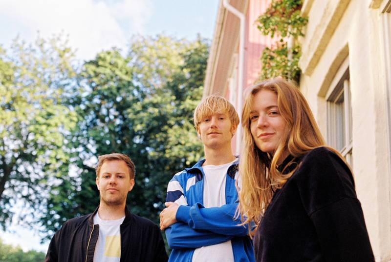 Masåva, med Selma French Bolstad, Martin Morland og Øystein Aarnes Vik viser at de har mer på lager etter vignettmusikken til TV-serien "Furia".