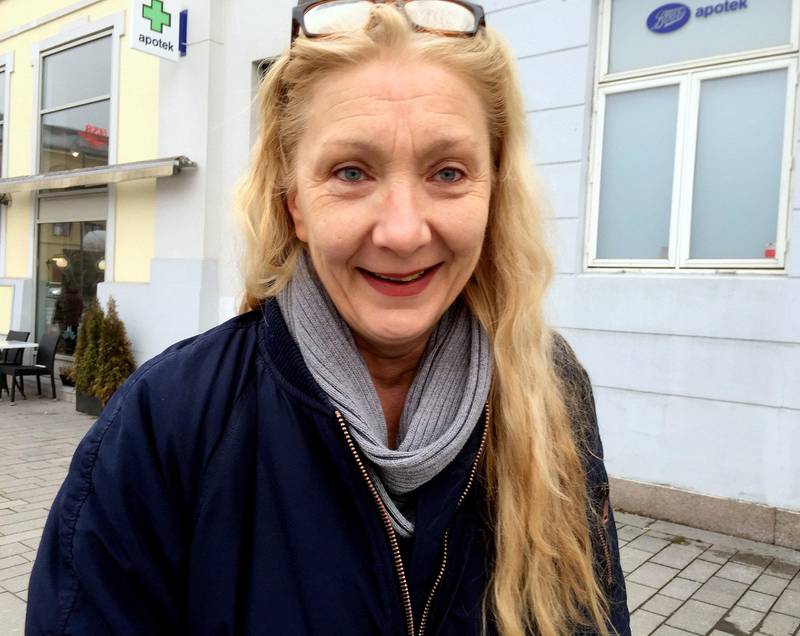 Prioriterer vei: Gro Nyhus i Drammen Senterparti har vei høyt oppe på sin politiske prioriteringsliste, og det mener hun Buskerud fylkeskommune også bør ha når de skal fordele utbyttet fra energiselskapet Vardar. FOTO: KATRINE STRØM