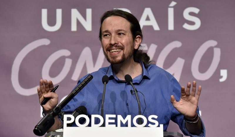 Podemos leder Pablo Iglesias forsøker å styrke partiets sjanser foran det kommende nyvalget ved å alliere seg med det mindre partiet Izquierda Unida (IU). Forrige valg ga et uklart resultat.