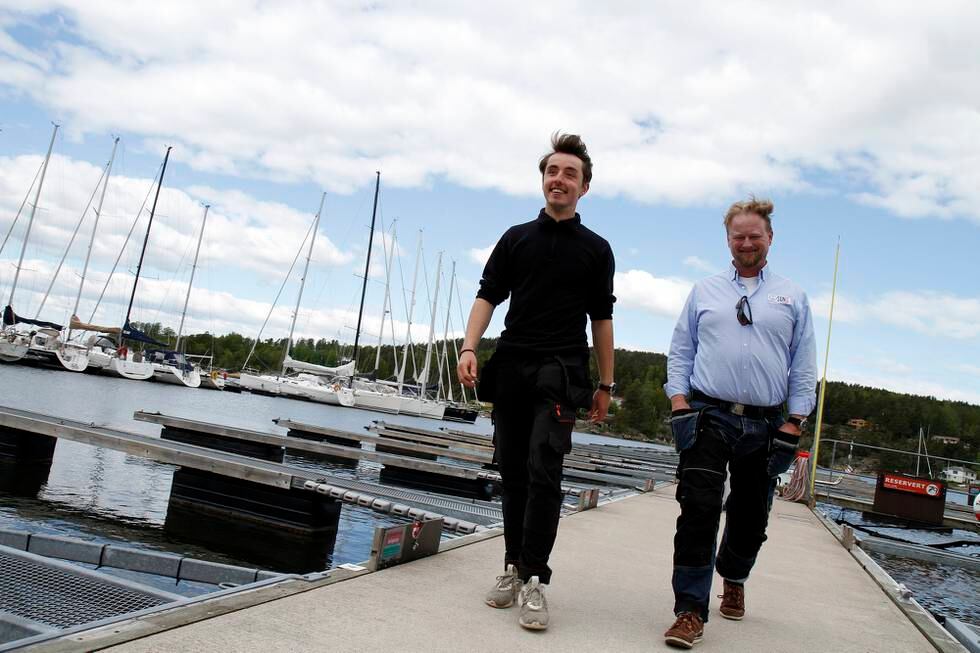 Balder Mothes og Roger Finstad ved Son gjestehavn ber båtfolket forberede seg på en sommer med stor trafikk og travle båthavner.