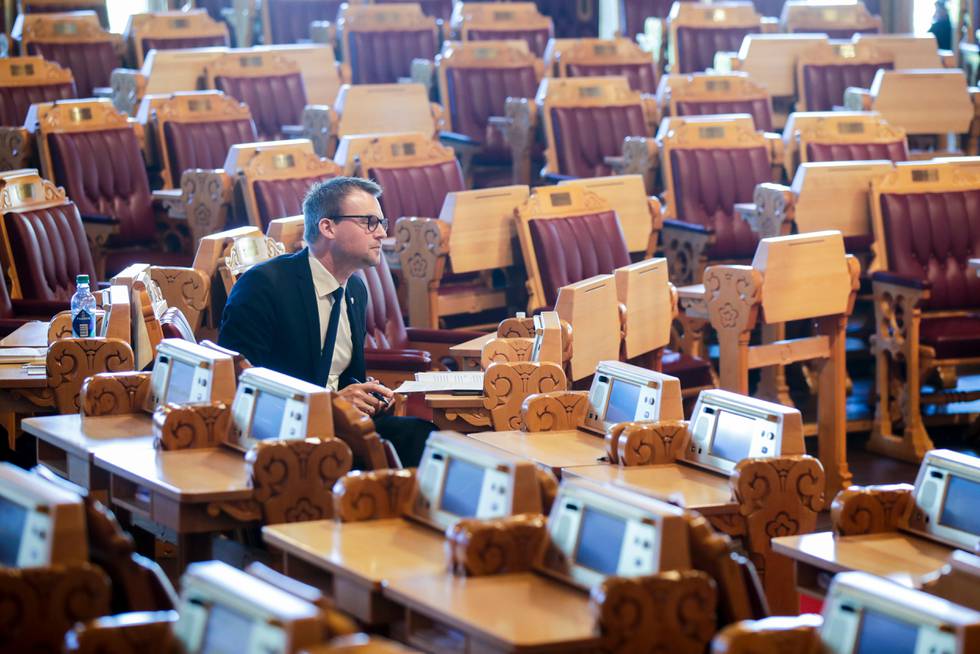 Oslo 20200520. 
Barne- og familieminister Kjell Ingolf Ropstad (KrF) i den ordinære  spørretime på stortinget.
Foto: Vidar Ruud / NTB scanpix