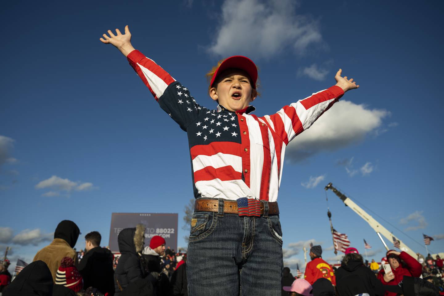 Elleve år gamle Ethan Brozman la ikke skjul på sin entusiasme da Donald Trump besøkte Schnecksville i Pennsylvania tidligere i måneden. Foto: AP / NTB