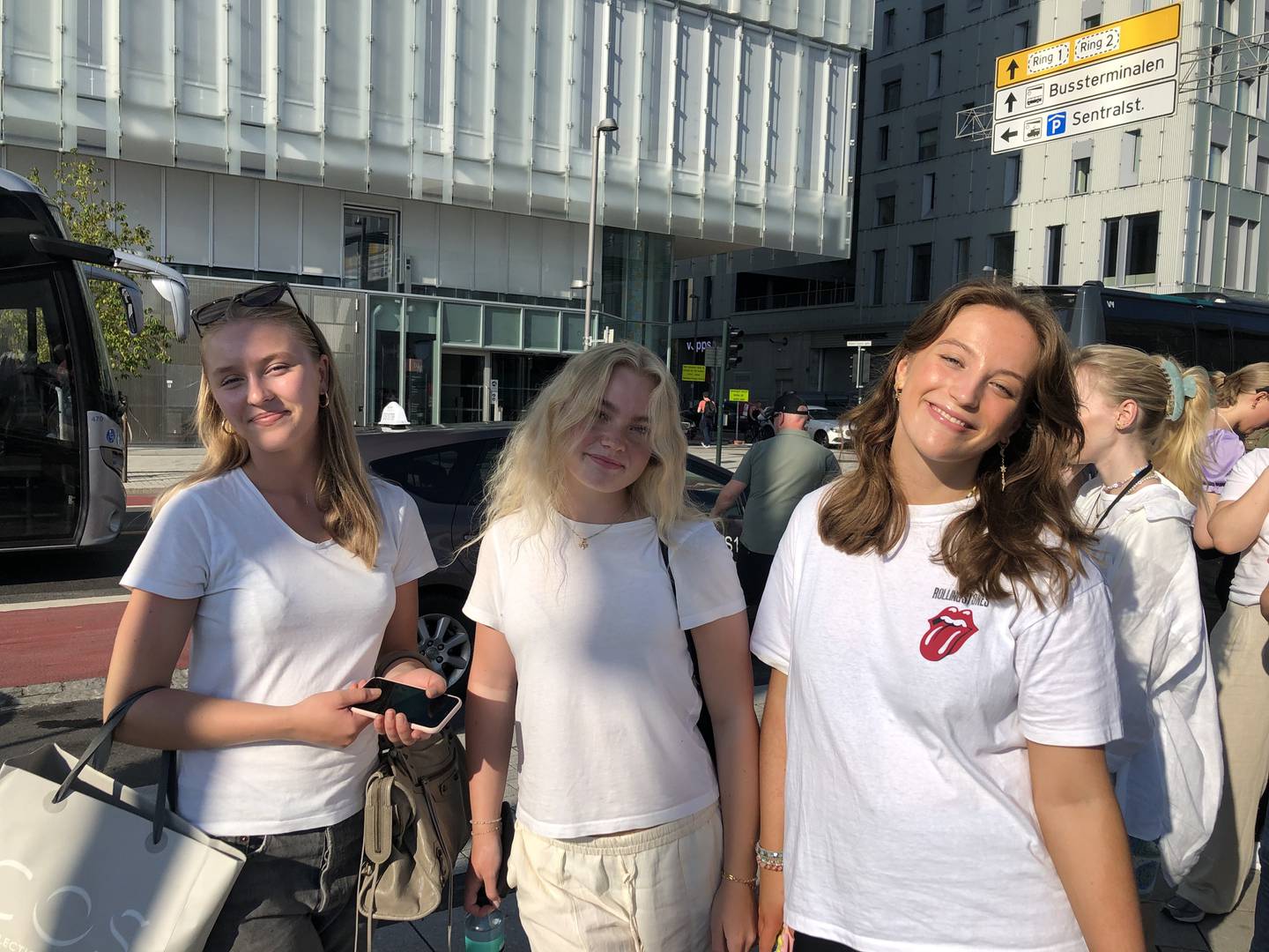 Fra venstre: Malene Engø (16), Ella Ekeid (17) og Emilie Aarhus (18)