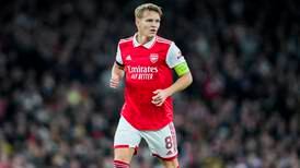 Ødegaard-assist i Arsenal-seier i Dubai Supercup
