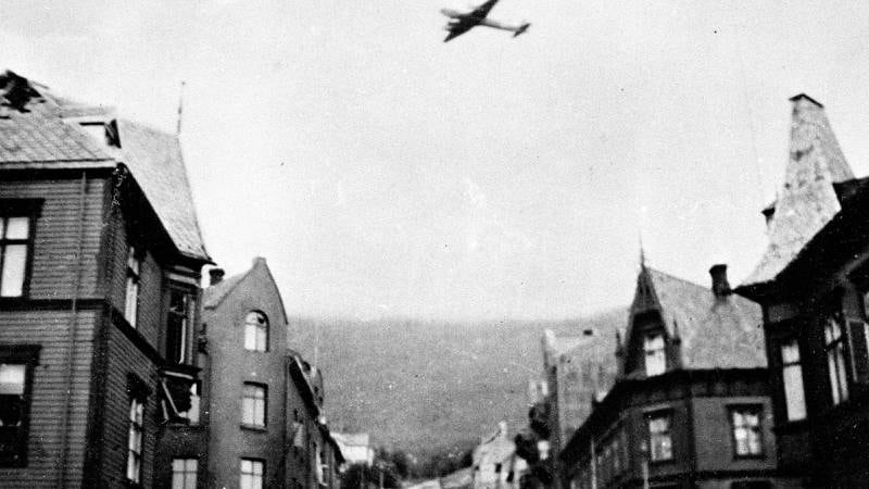 Narvik sto i brann under tysk flyangrep 1. juni 1940. FOTO: NTB scanpix