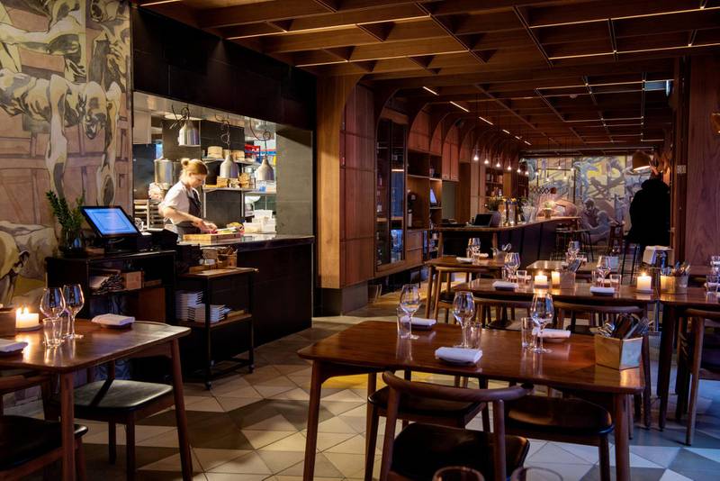 I 17 år har Arakataka vært en del av Oslos restaurantverden. Det har gitt selvtillit og trygghet, samtidig som viljen til å prøve noe nytt fortsatt er stor. FOTO: MIMSY MØLLER