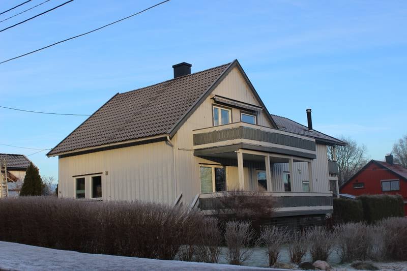 Hagastuveien 64 er solgt for kr 3.600.000 fra Magnus Haugeneset og Andrea Skullestad til Sarpsborg kommune.