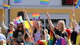 Se bildene fra årets Pride-parade!