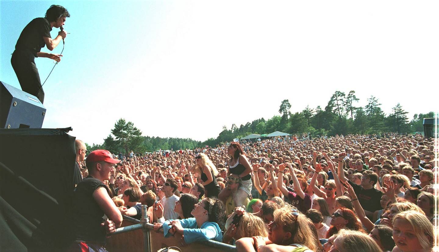 Kalvøyafestivalen for siste gang, med Nick Cave i 1997.