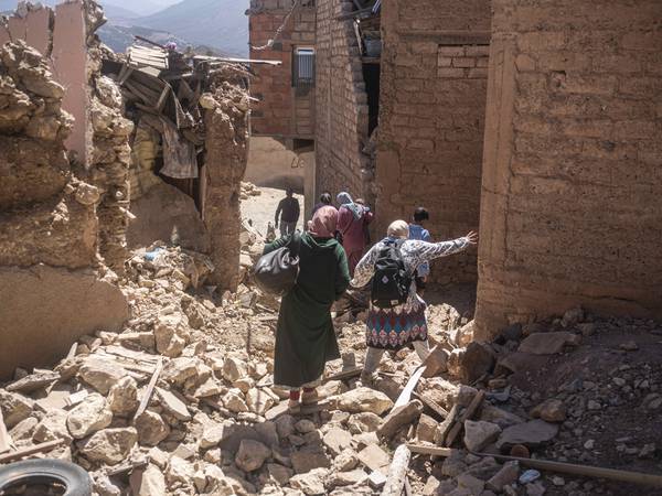 Intenst søk etter overlevende i jordskjelvrammede Marokko