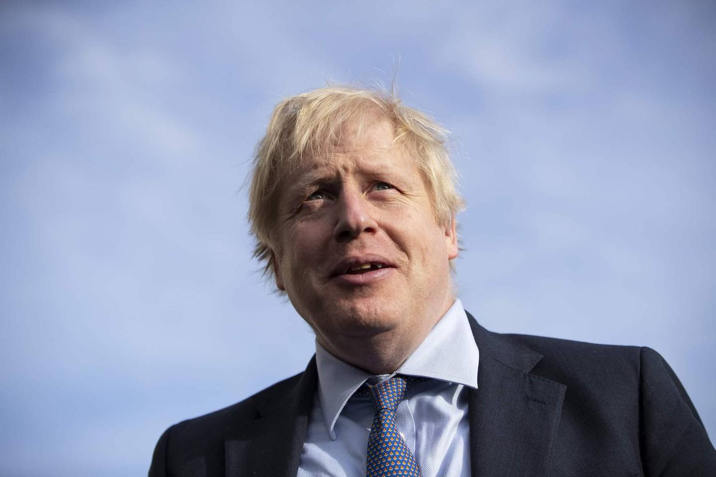 Britain's Prime Minister and Conservative Party leader, Boris Johnson visits Chulmleigh College while campaigning for the general election in Chulmleigh, Devon, southwest England, on November 28, 2019. - Britain will go to the polls on December 12, 2019 to vote in a pre-Christmas general election. (Photo by Dan Kitwood / POOL / AFP)