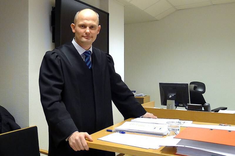 Politiadvokat Lars Fredrik Bråten fikk medhold i at 44-åringen skulle dømmes til fengsel i fire og et halvt år