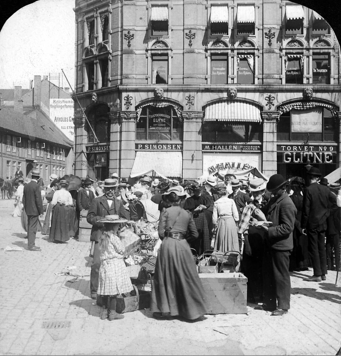 Hvem mannen var som var på handletur på Stortorget på i 1906 vet vi ikke. George og hans kollegaer var ikke de eneste afronorske osloborgerne.