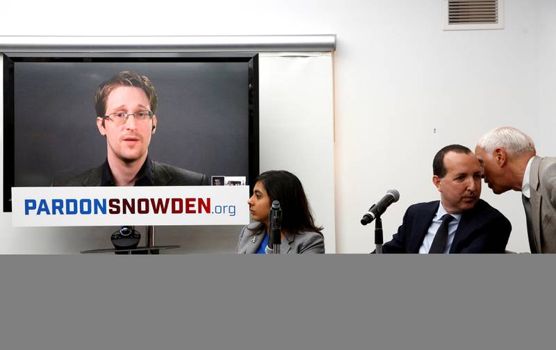– Dette handler ikke om meg, men om oss og hva slags samfunn vi vil ha, sa Edward Snowden fra Moskva, under lanseringen av en kampanje for å få president Obama til å benåde Snowden.
