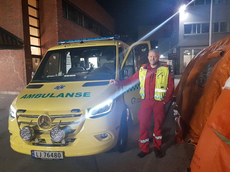 Paramedic Jarl Aas Strand foran fredagens nattevakt.