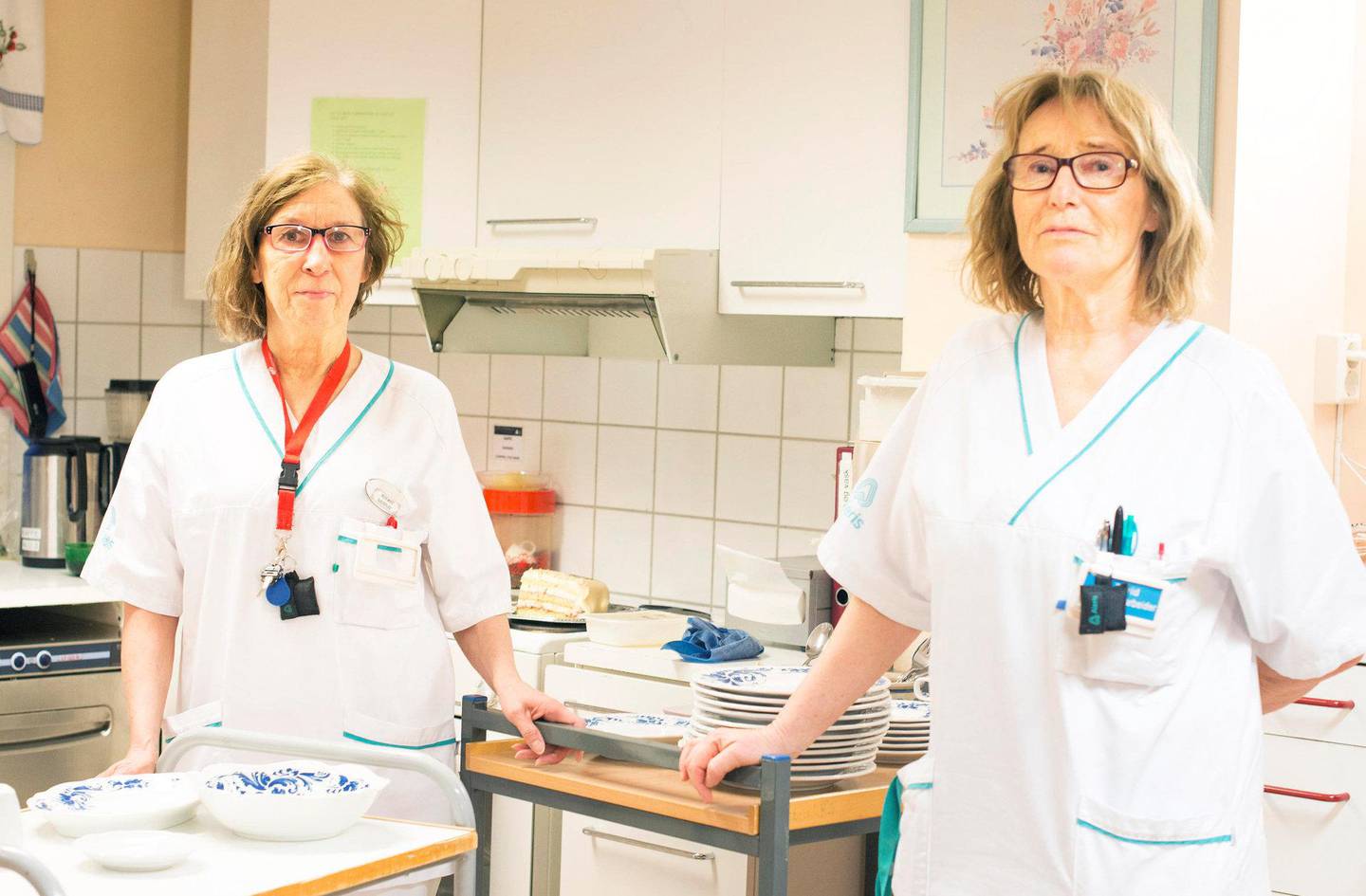 Tvinges til Pensjon: Inger-Marie Vinje (62) og Turid Olsen (64) hadde ikke tenkt til å forlate arbeidslivet helt enda. Men dersom arbeidsplassen deres forsvinner ser de ingen annen utvei enn å gå av med pensjon.