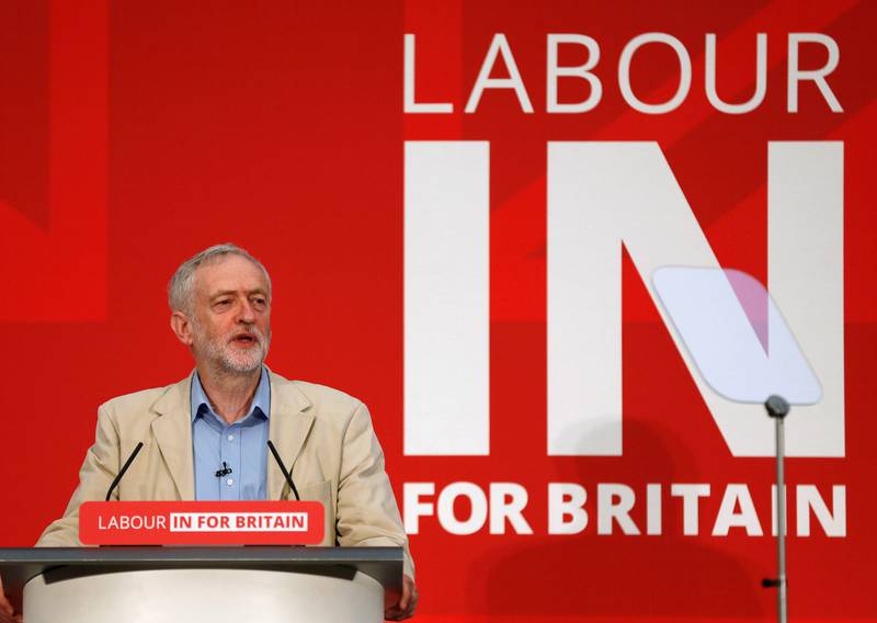 Labour-velgere kan bli viktige for utfallet av folkeavstemningen. Leder   Jeremy Corbyn har alltid vært lunken til EU, men anbefaler velgerne å stemme for å bli i unionen. FOTO: STEFAN WERMUTH/NTB SCANPIX