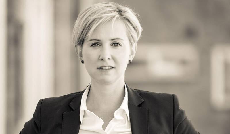Politiet mangler kompetanse til å bekjempe cyberkriminalitet, mener sikkerhetssjef Sofie Nystrøm. 