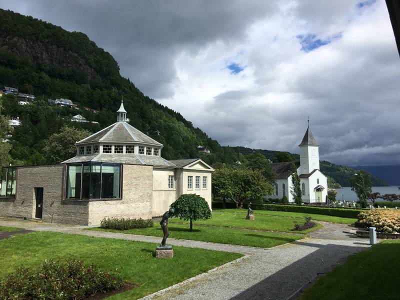 Ingebrikt vik Museum ligger idyllisk til i Øystese i Hardanger. 