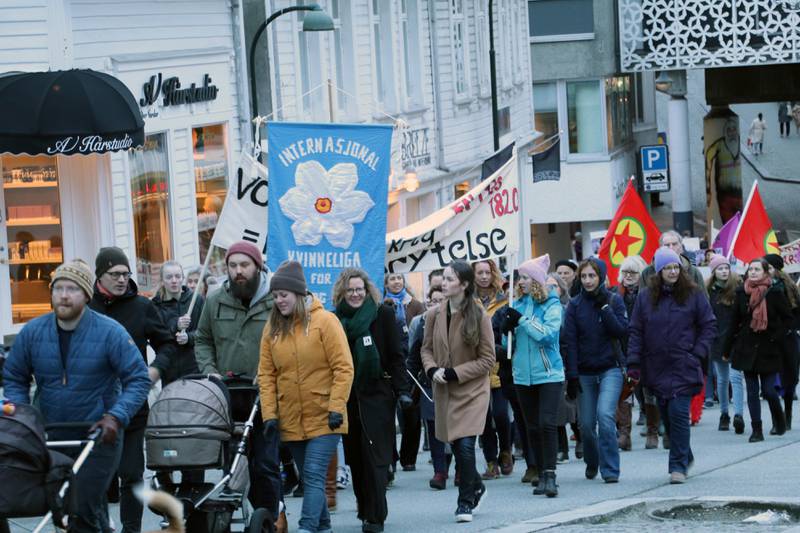 Kvinnekamptoget i Stavanger. Foto: Lars Hjalmarsson