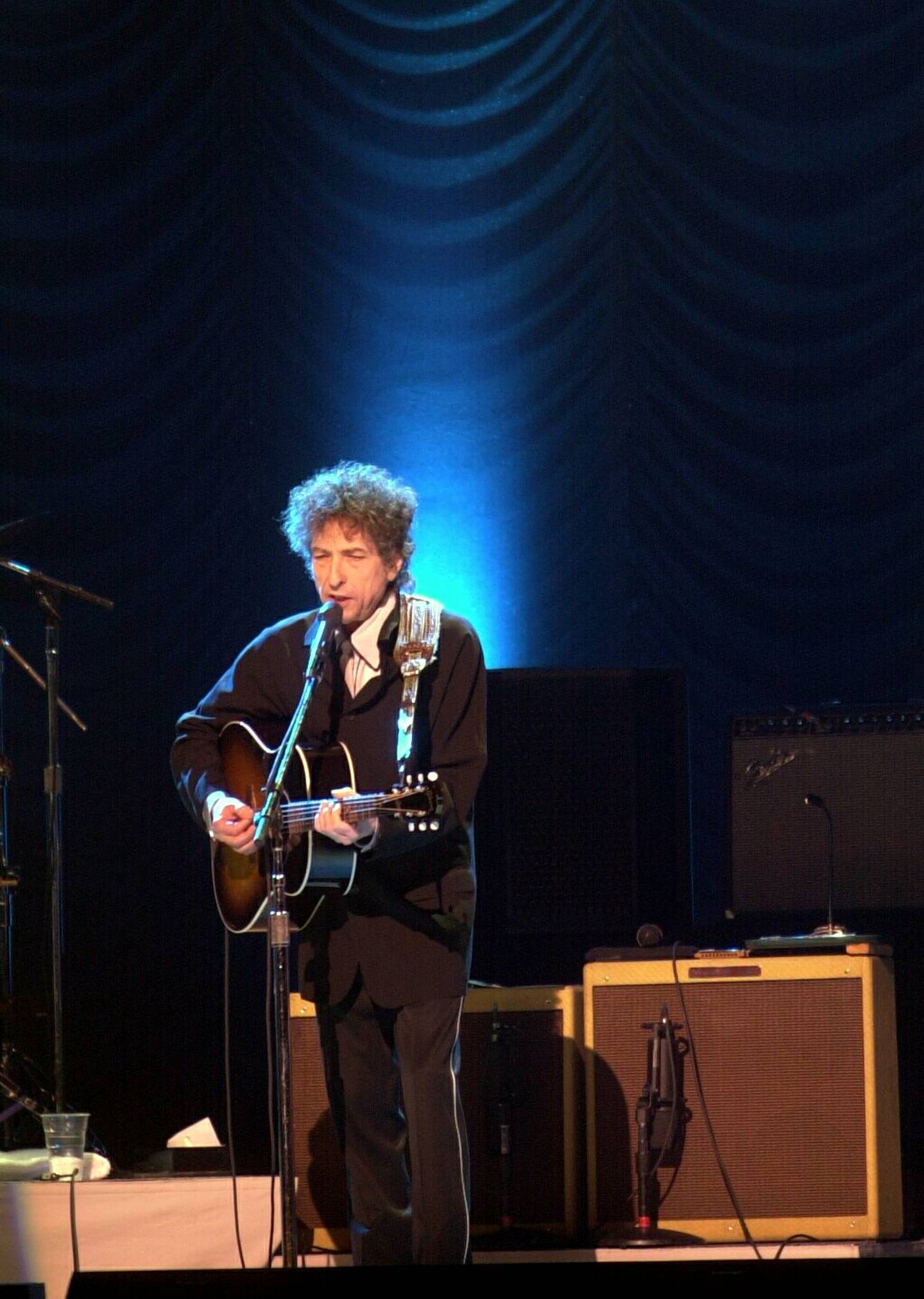 Bob Dylan på den evigvarende turneen, her i Oslo Spektrum i 2001.