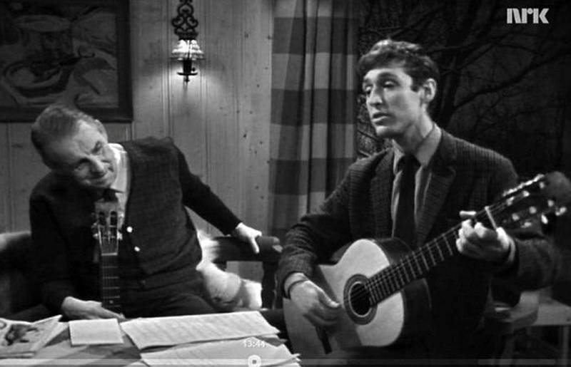 Alf Cranner sammen med Alf Prøysen på TV i 1969. Foto: NRK