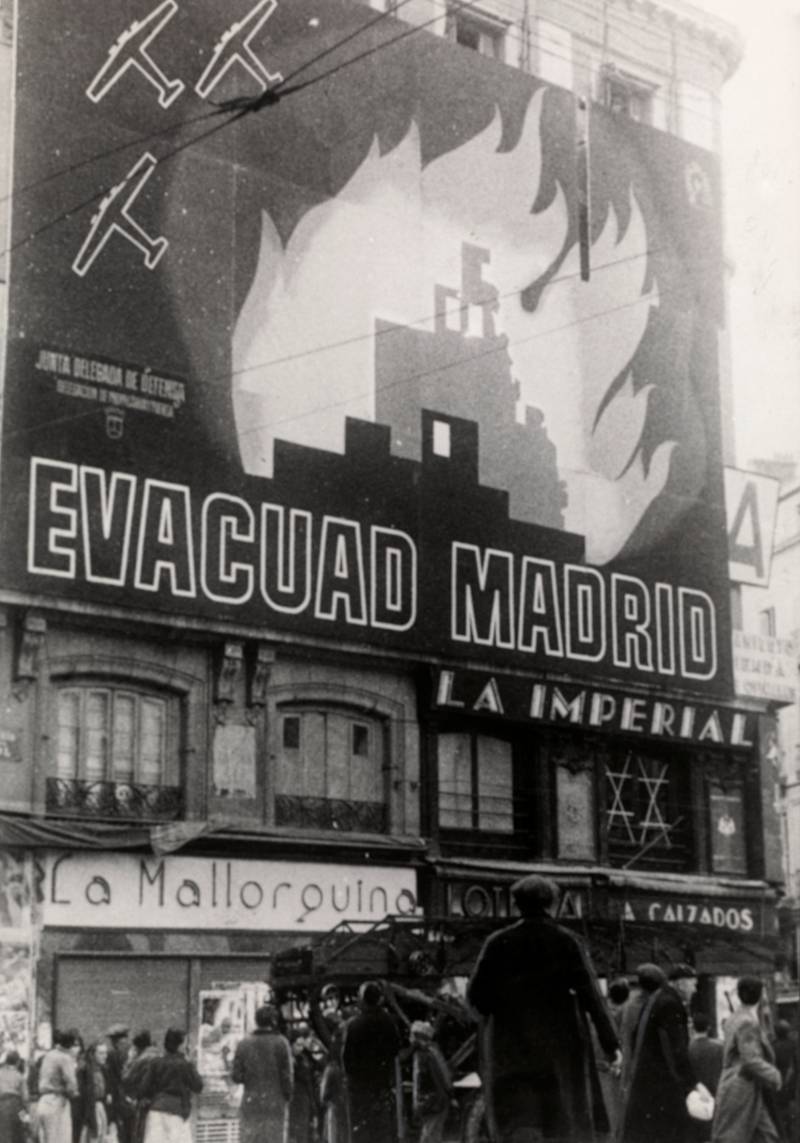 «Evakuer Madrid!» Den spanske hovedstaden ble kraftig bombardert i borgerkrigens første år.