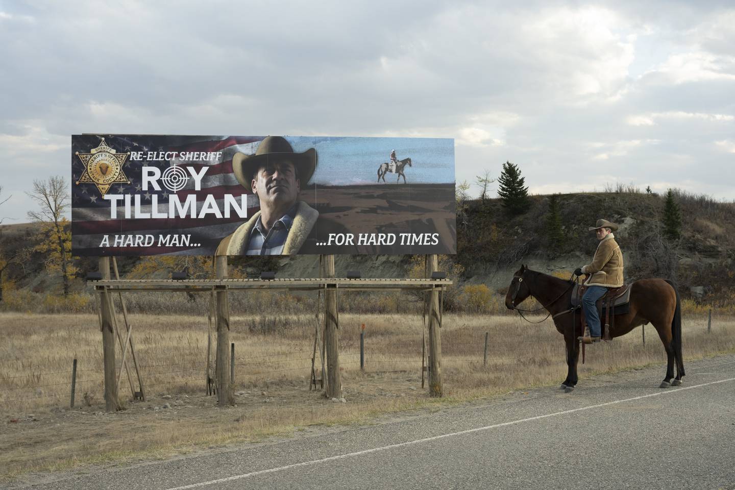 Sheriff Roy Tillman (Jon Hamm) er en mann med sans for tradisjonelle amerikanske verdier, der menn er menn og kvinner adlyder dem. Og han vil ha tak i Dot Lyon (Juno Temple) som ikke har noen planer om å overgi seg.
