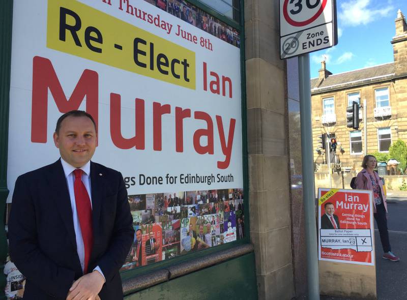 ALENE: Ian Murray er den eneste igjen av Labours parlamentsrepresentanter fra Skottland. 