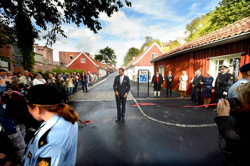 Kronprins Haakon åpnet miljøgata på Verket i forbindelse med grunnlovsjubileet i 2014. Nå skal familien hans inviteres tilbake til Moss, i forbindelse med byjubileumsfesten mandag 10. august 2020.