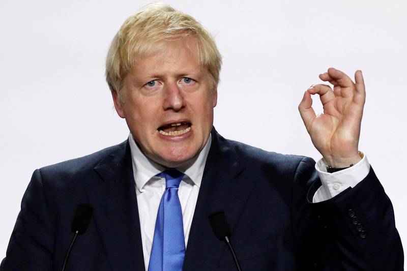 Statsminister Boris Johnson har truet med utkastelse av partifeller som stemmer mot regjeringens brexit-plan. Det spekuleres på om det går mot en nyvalg.