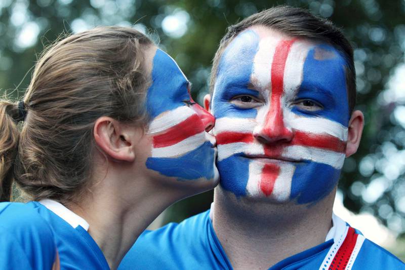 Islandske fans lever fortsatt i håpet etter to uavgjorte kamper.