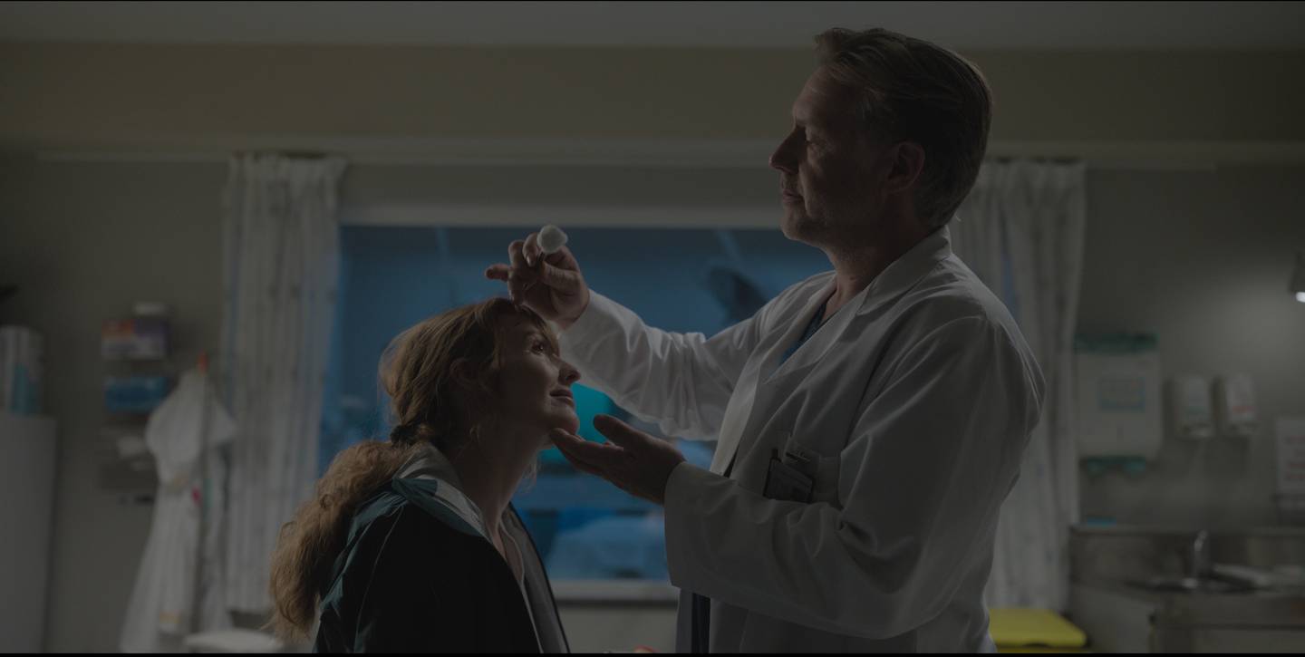 Mads Ousdal spiller legen som får hjernesvulst i «R.I.P. Henry», serie Serieskapere er Linn-Jeanette Kyed («Rådebank») og John Kåre Raake («Gåten Ragnarok», «Bølgen», «Skjelvet»).