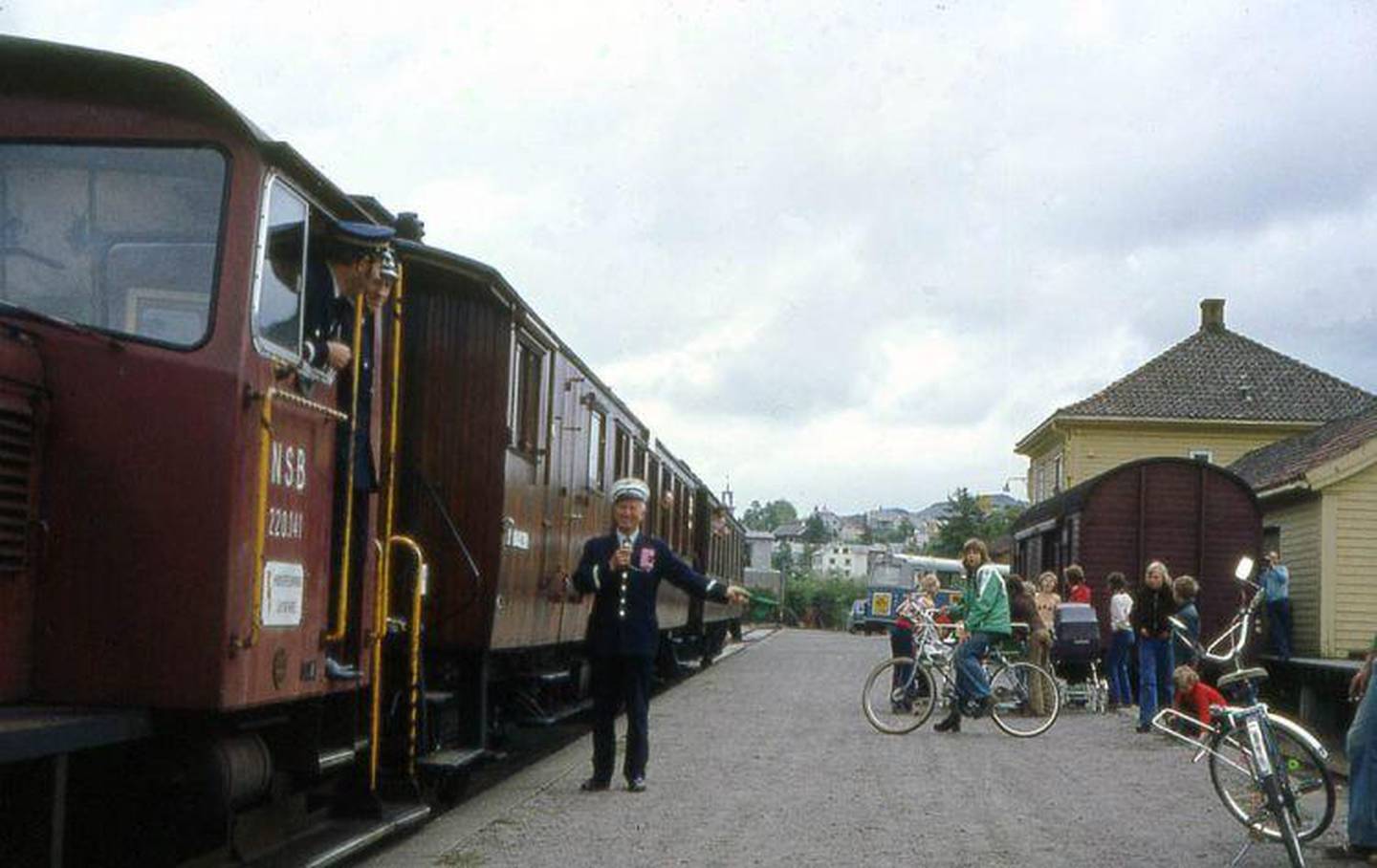Slik så det ut på Ålgård stasjon i 1976. Foto: Ulf Berntsen
