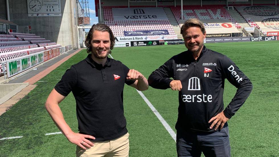 Daglig leder Joacim Heier (til venstre) og hovedtrener Bjørn Johansen er strålende fornøyd med at sistnevnte har forlenget sin kontrakt med FFK ut 2021-sesongen.