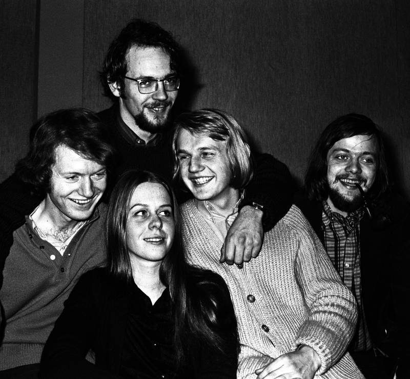 Øystein Sunde i 1971, sammen med Hege Tunaal, Ole Paus, Finn Kalvik og Lillebjørn Nilsen.