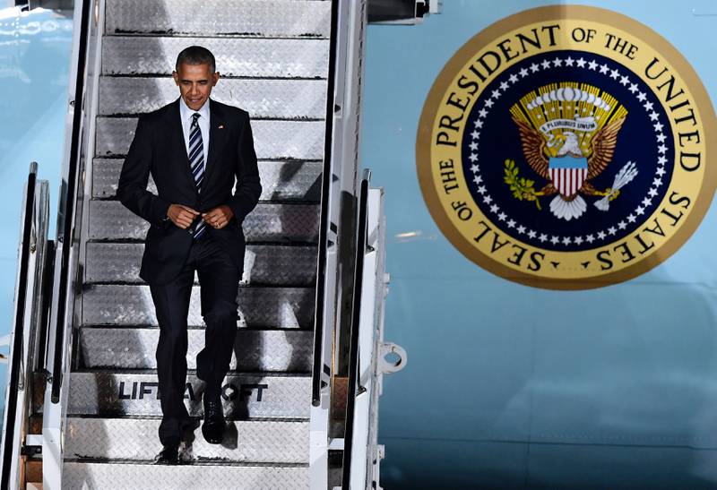 President Barack Obama kom til Berlin onsdag kveld og blir til i dag for et siste møte.