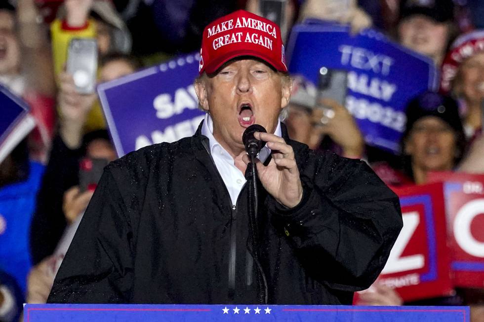 USAs tidligere president Donald Trump kaller stormingen av kongressbygningen i januar 2021 for "den største bevegelsen" i landets historie. Foto: Gene J. Puskar / AP / NTB