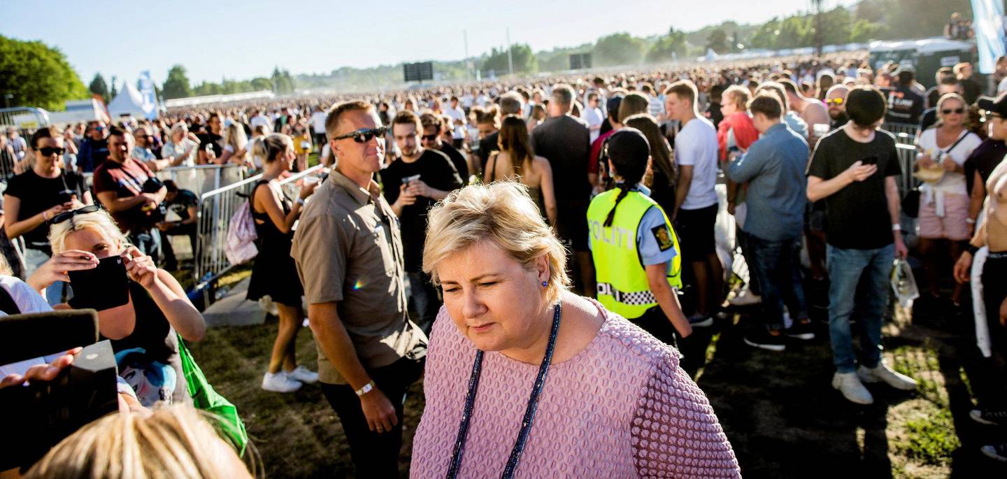 Statsminister Erna Solberg (H) var til stede på Voldsløkka 4. juli i fjor under gigantkonserten med Eminem. I sommer blir det ingen konserter på Voldsløkka. FOTO: NTB SCANPIX