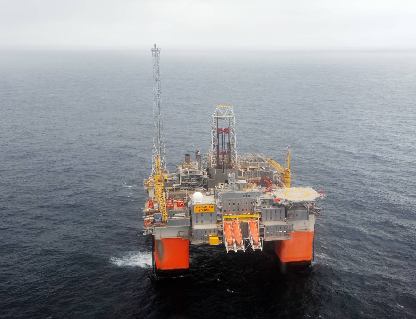 Oljeplattformen Snorre B er stengt som et føre var-tiltak etter jordskjelvet som ble registrert i Nordsjøen tidlig mandag morgen.