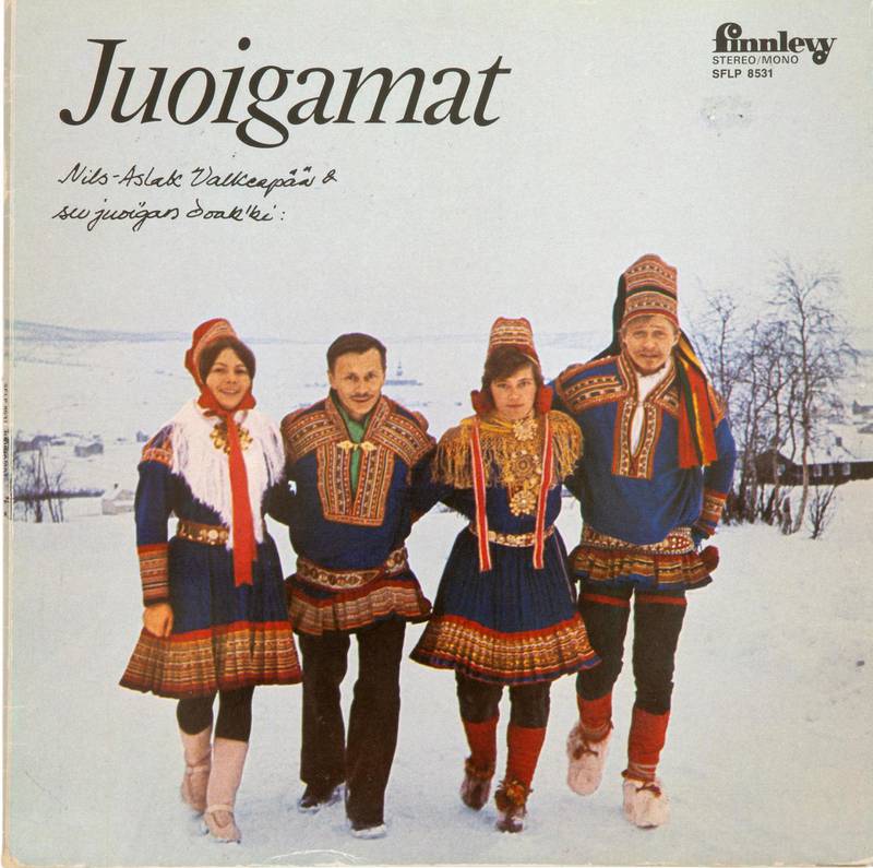 Musikken inngår i utstillingen. Her omslaget til albumet «Juigomat» («Joiking») (1973). Foto: Ulf Carlsson/HOK