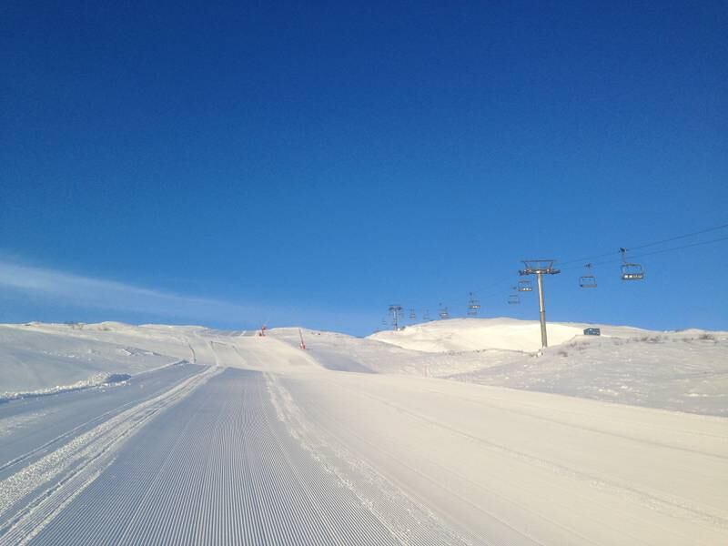 Fine forhold også i Sirdal skisenter i vinterferien. Alle heiser er åpne i Sirdals største alpinanlegg. Foto: Sirdal skisenter 