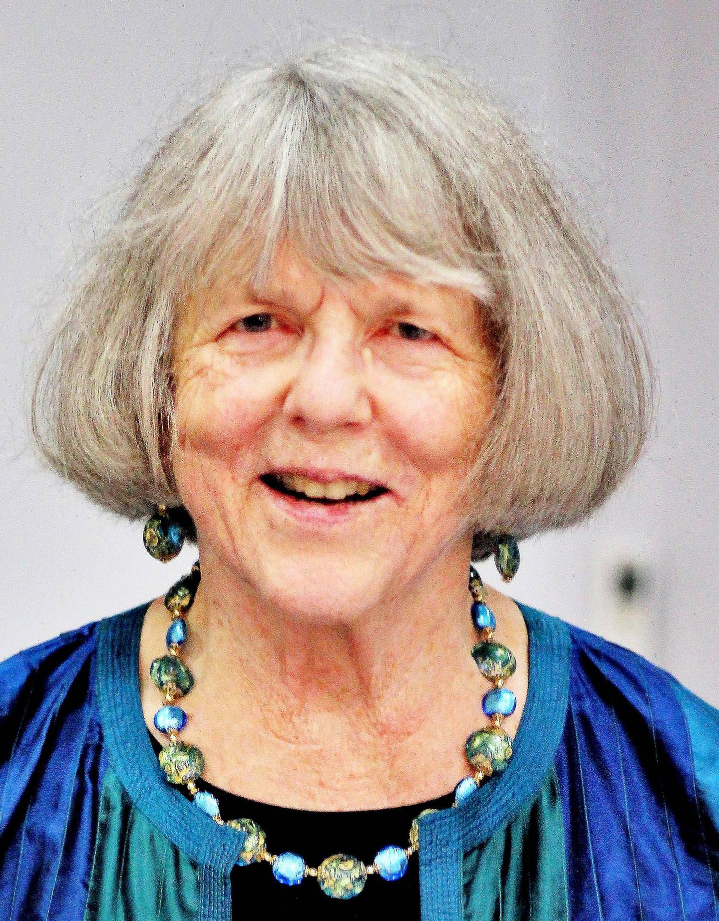 Astrid Grønneberg Chapman vokste opp på Sinsen i Oslo på 50-tallet, men flyttet fra byen som 20-åring. Hun tok en doktorgrad i biokjemi, og jobbet som forsker, før hun ble pensjonert. Nå bor hun i London med sin britiske ektemann. Foto: Hilde Unosen