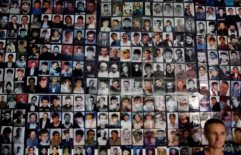 SAVNET: 1.200 mennesker er fortsatt savnet etter massakren i Srebrenica. FOTO: NTB SCANPIX