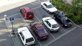 Nye parkeringsregler truer jobber i bydelene