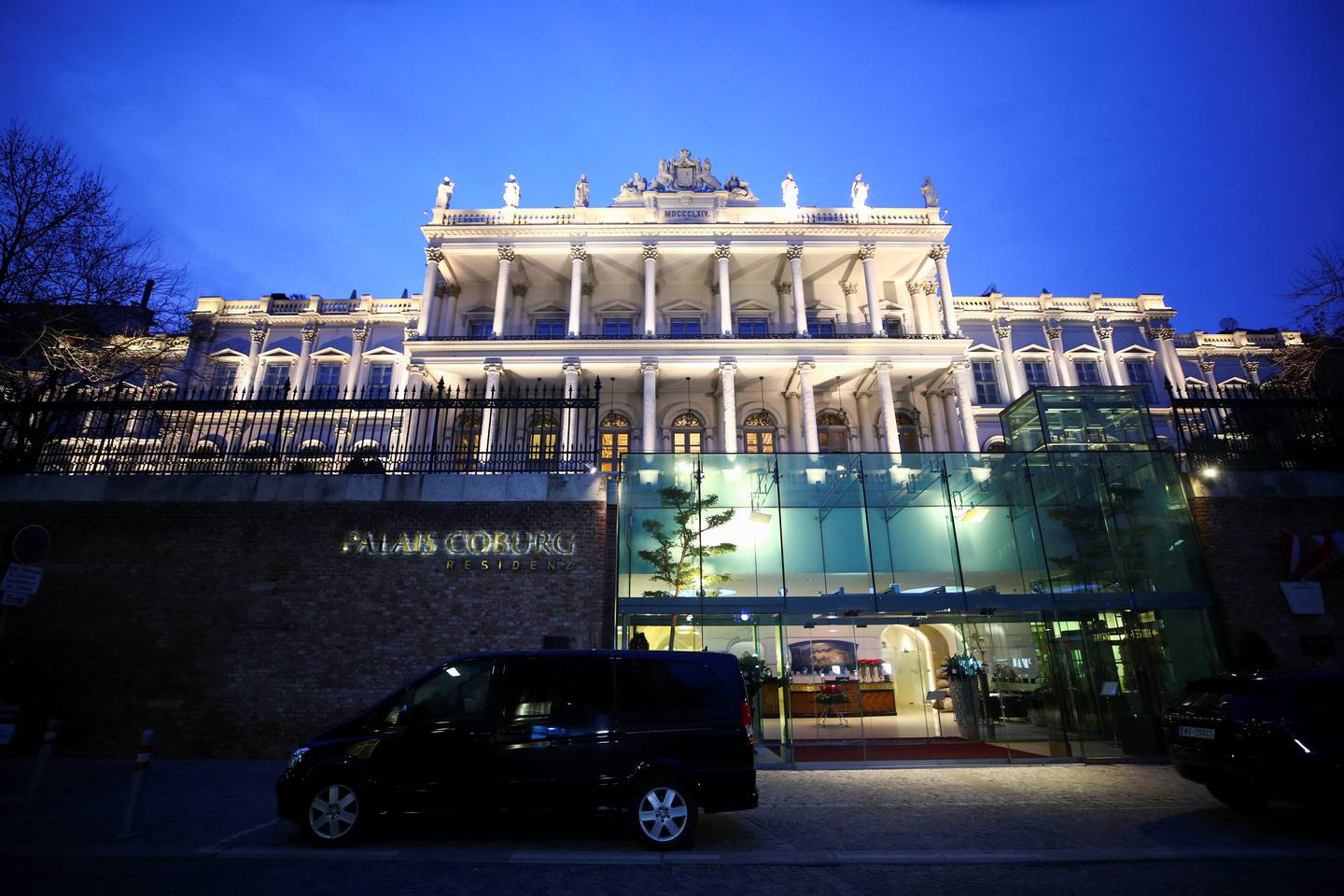 I dette palasslignende hotellet, Palais Coburg, i Wien startet atomsamtalene med Iran opp igjen mandag.